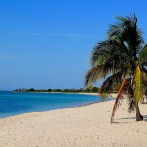 cuba-beach-2356300_1280