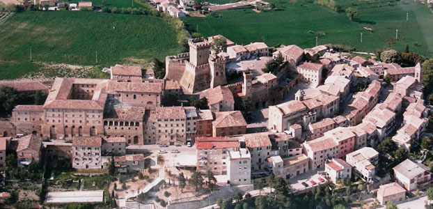 In Provincia di Ancona scopriamo il Borgo di Offagna