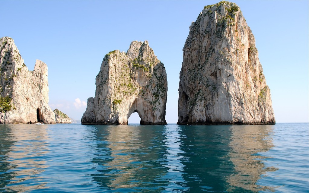 Capri, l'Isola da Esplorare, una Vacanza Perfetta