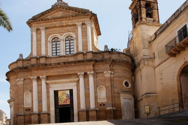sambuca-di-sicilia-chiesa-del-carmine